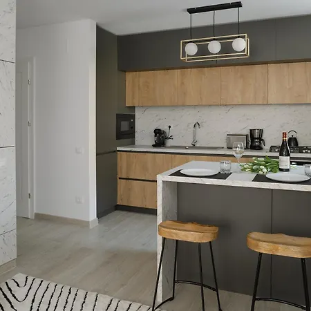 Chic Condo At Urban Brasov Exterior photo