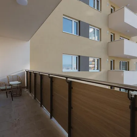 Chic Condo At Urban Brasov Exterior photo