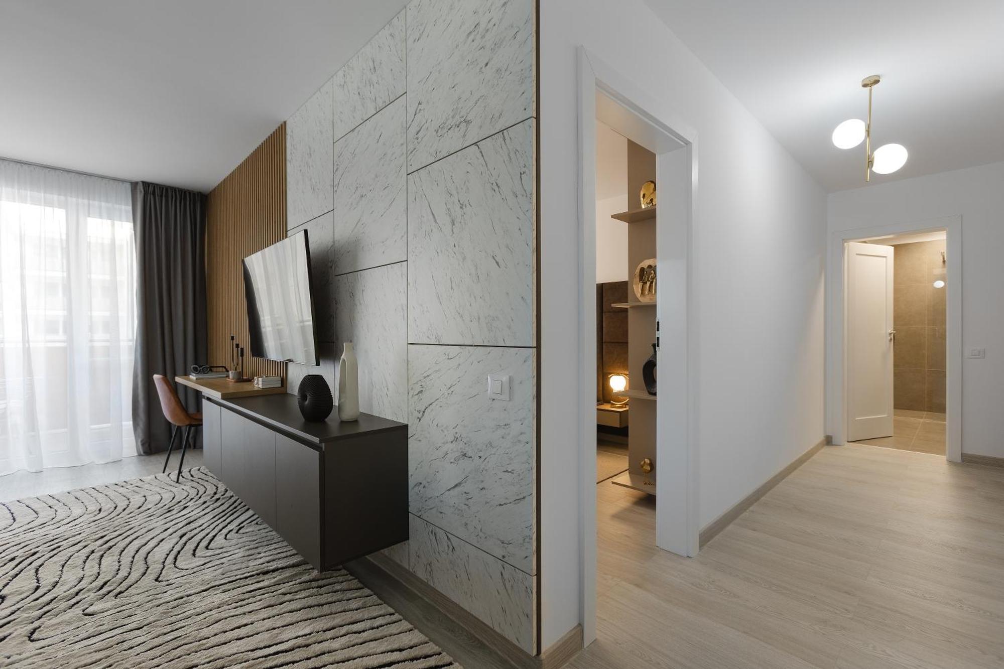 Chic At Urban Apartment