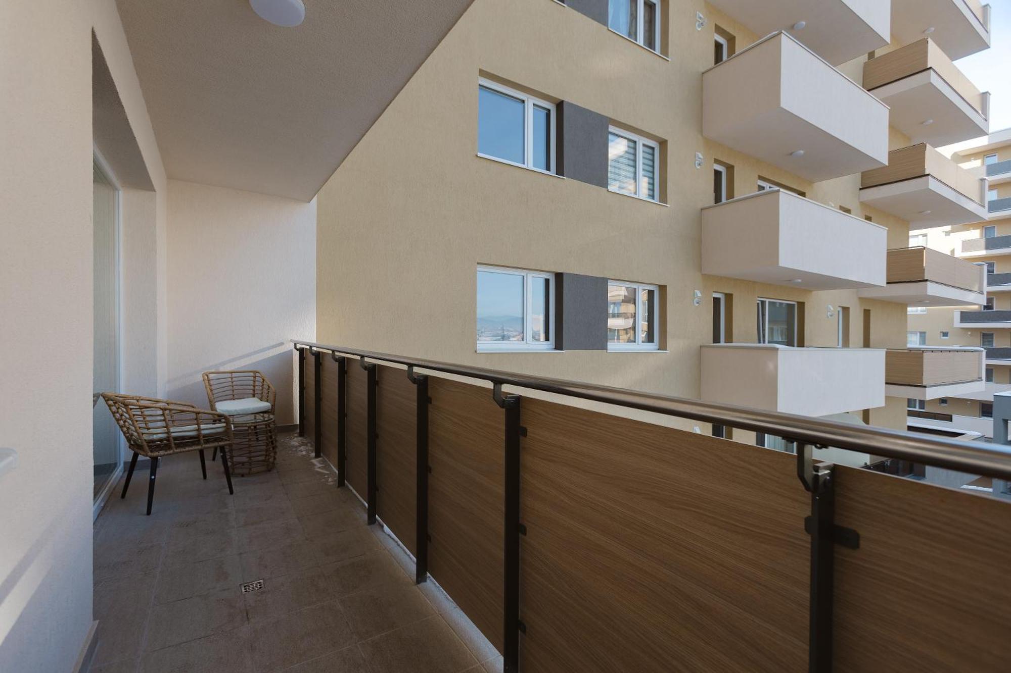 Apartment Chic At Urban *